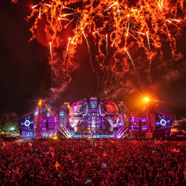 Electric Daisy Carnival crowd and fireworks