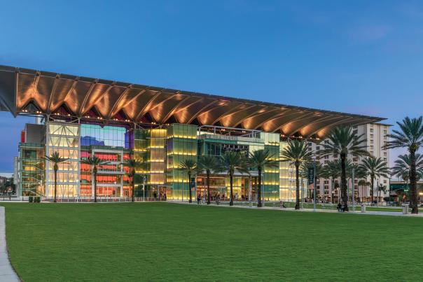 Dr. Phillips Center for the Performing Arts seneff arts plaza