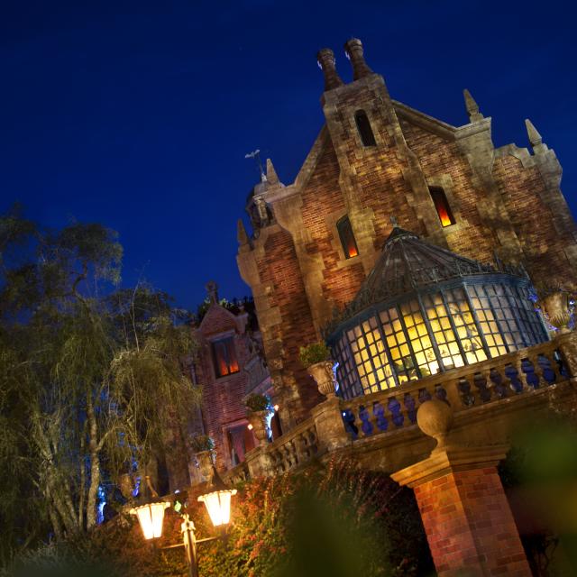 Haunted Mansion exterior shot at Magic Kingdom® Park