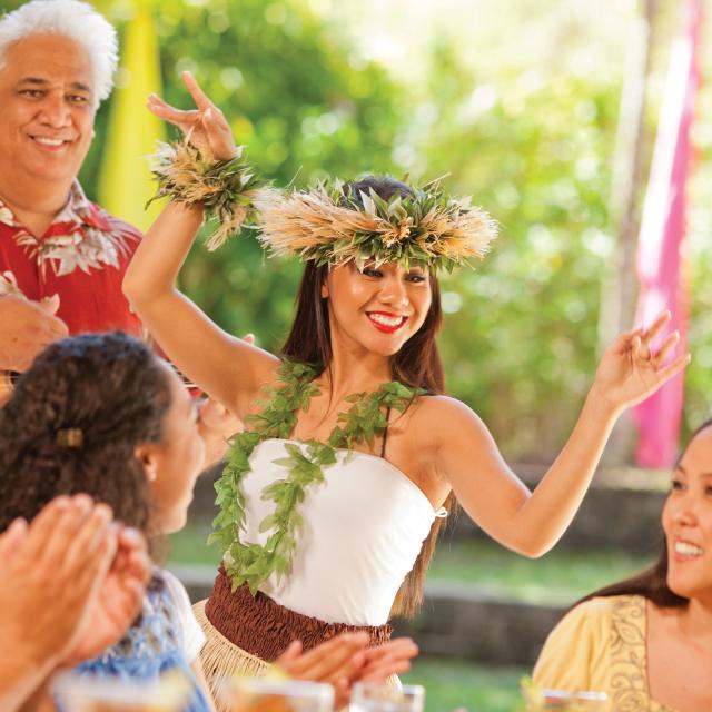 Wantilan Luau - Loews Royal Pacific Resort hula dancer