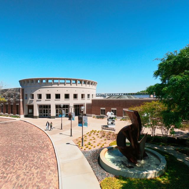 Aerial shot of the exterior of the Orlando Museum of Art