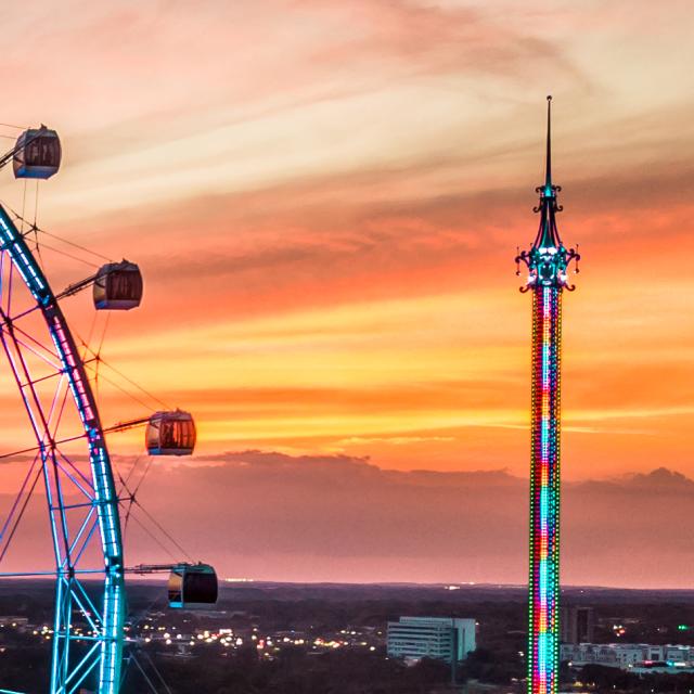 Starflyer and The Wheel at ICON Park at dusk